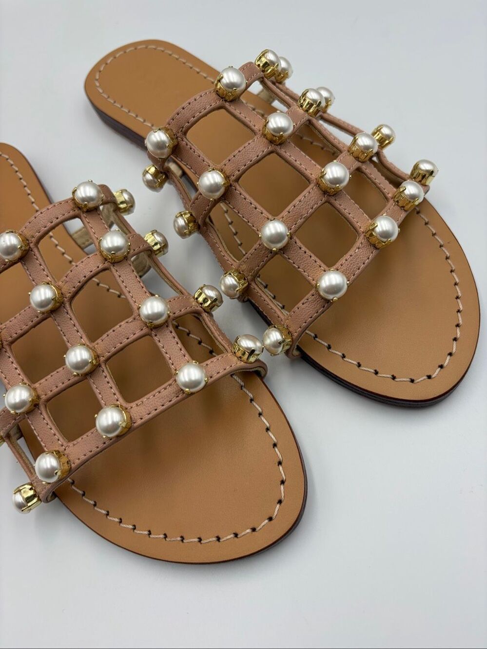 Mystique Size 9 Champagne Leather Pearl Embellished Slide Sandals - Picture 5 of 12